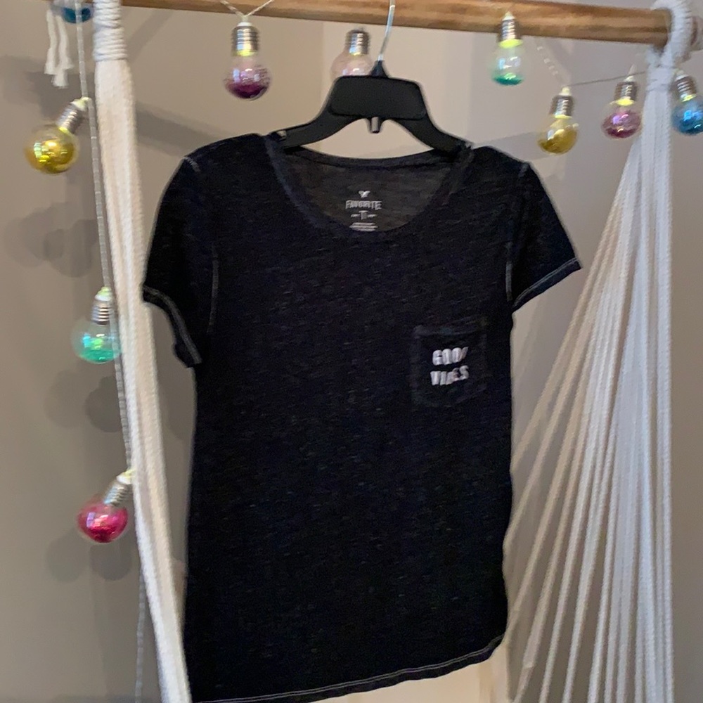 American Eagle Good Vibes tshirt- small
